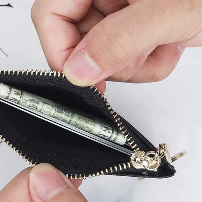 Leather Card Holder With Keychain Leather Card Holder With Keychain